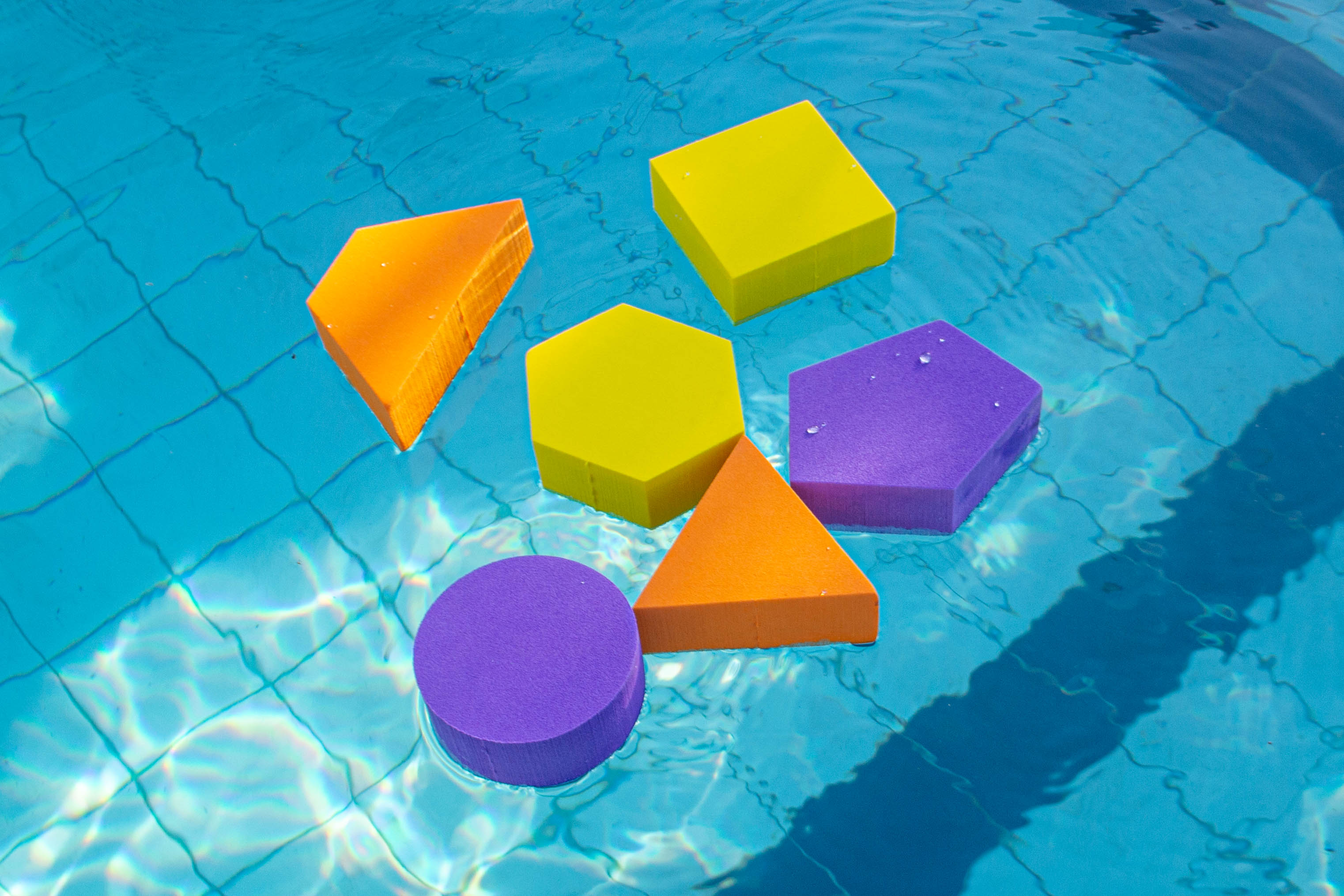Kit Formas Geométricas Flutuantes Para Piscina - 6 Unidades - Natação Infantil